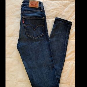 Levi’s high rise skinny jeans